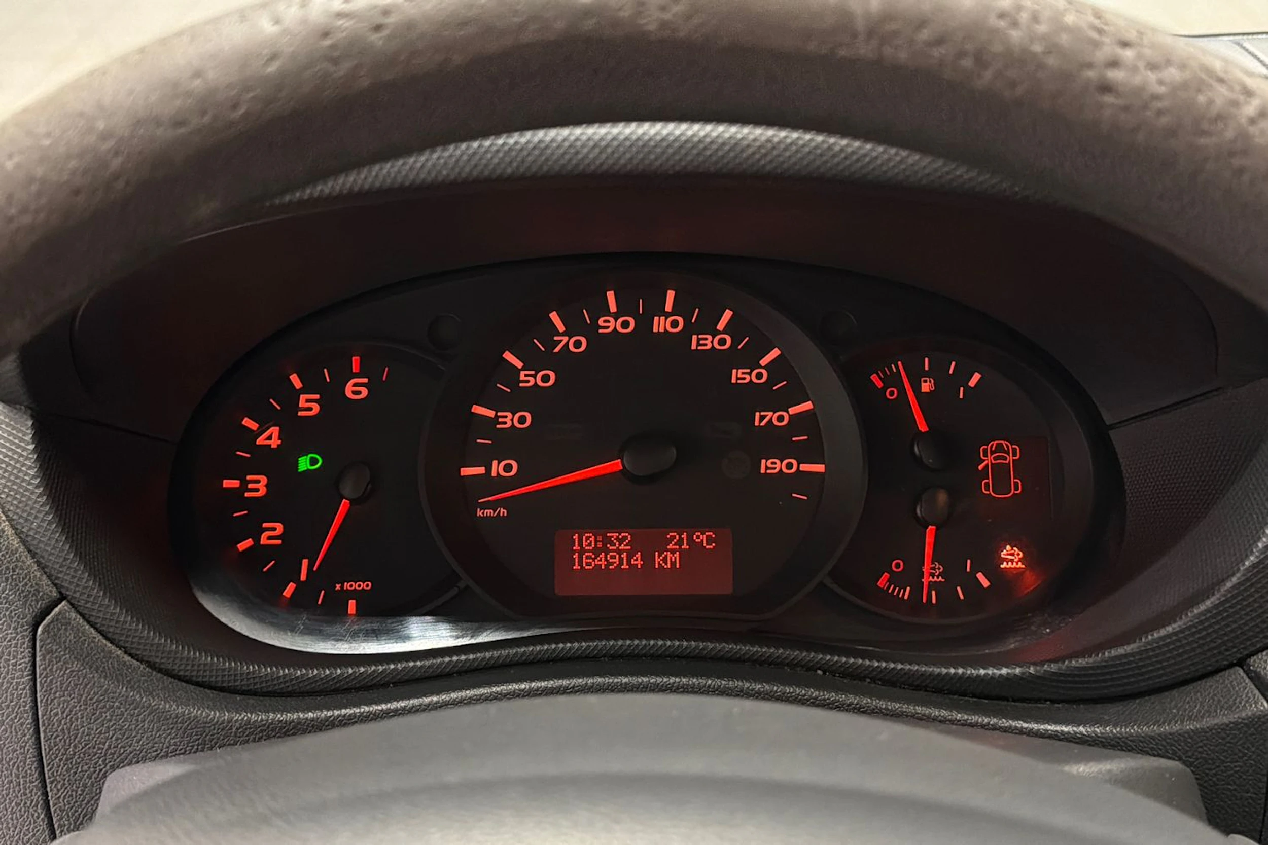musta Renault Master 2018 kuva 18.