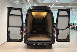musta Renault Master 2018 kuva 23.