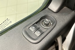 valkoinen Renault Master 2018 kuva 13.