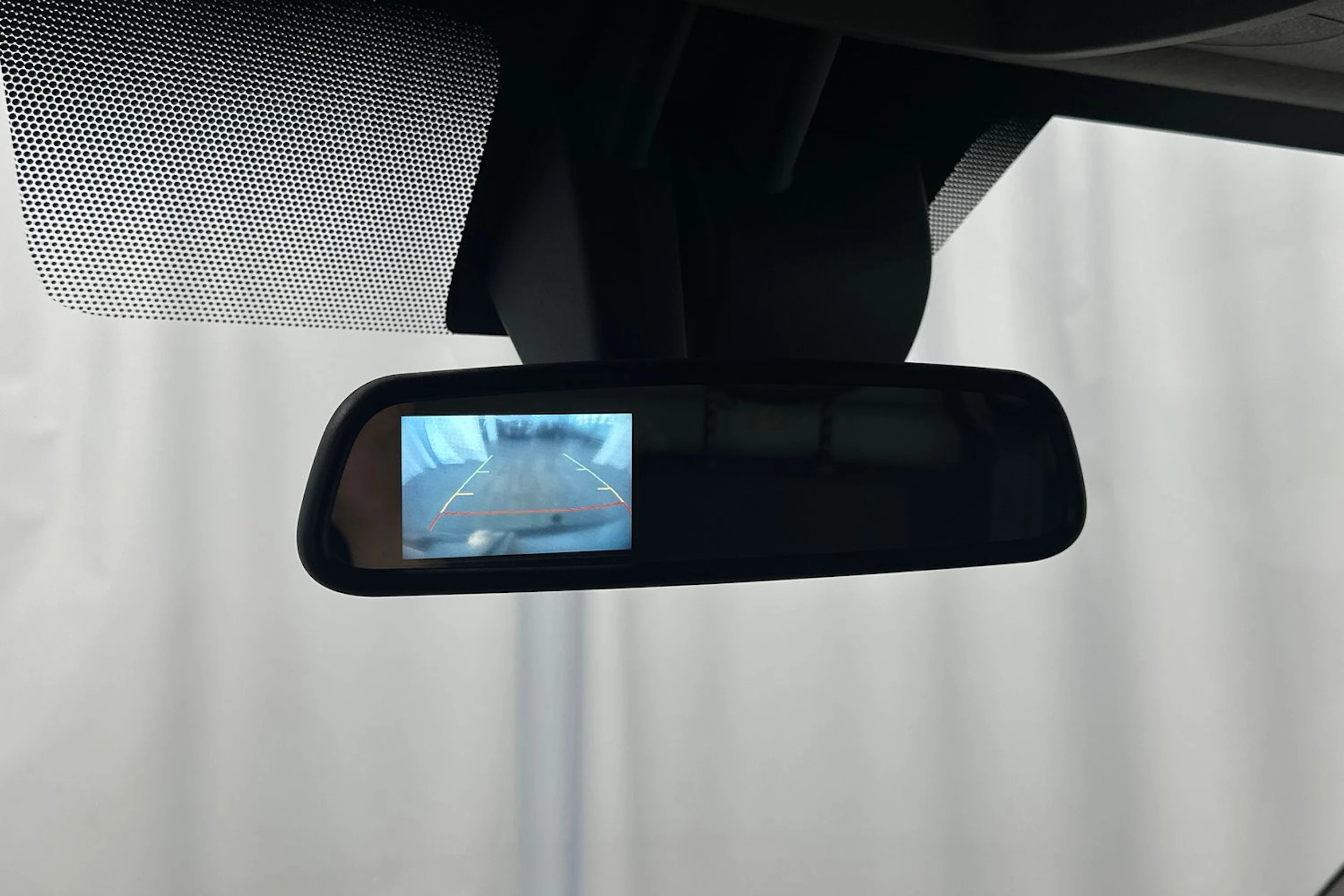 valkoinen Renault Master 2019 kuva 17.
