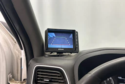 valkoinen Renault Master 2019 kuva 18.