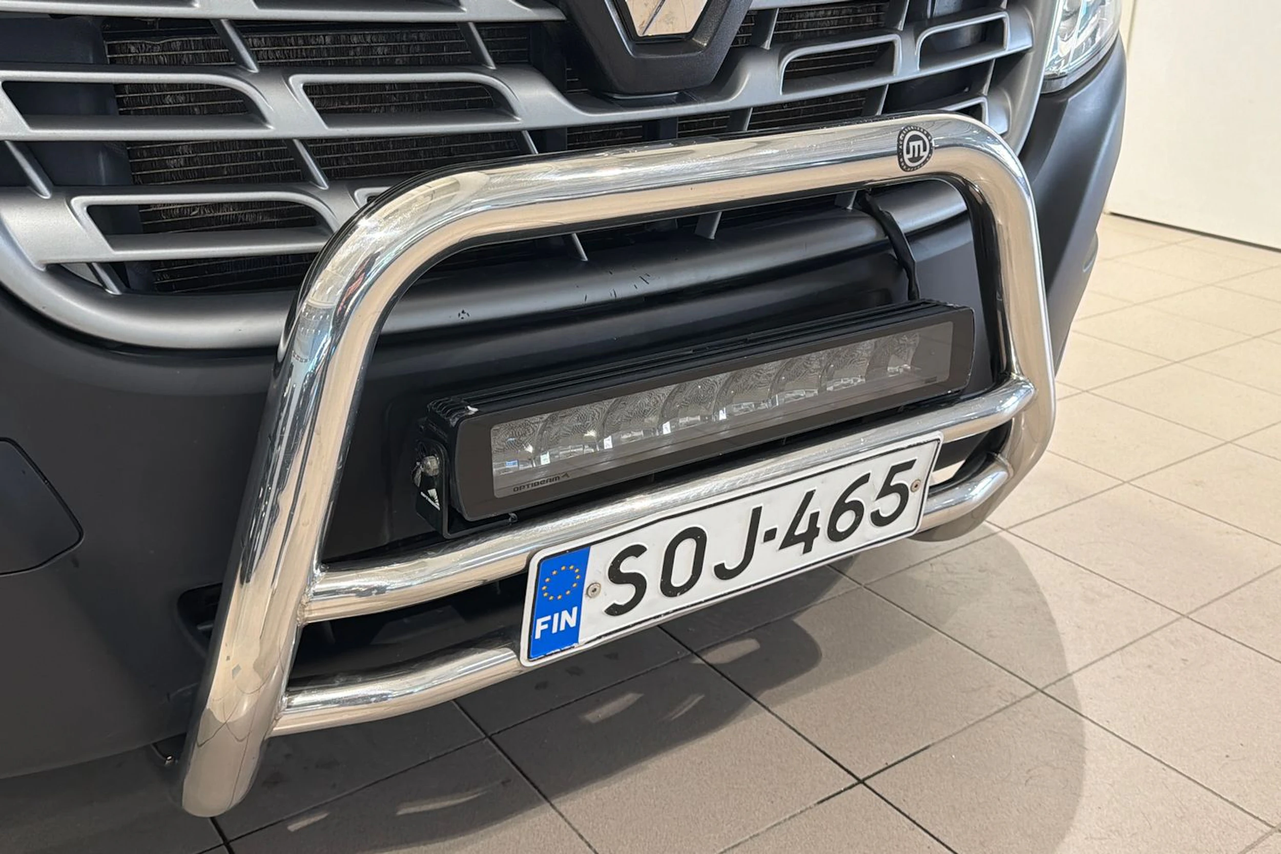 valkoinen Renault Master 2019 kuva 32.