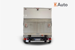 valkoinen Renault Master 2020 kuva 3.
