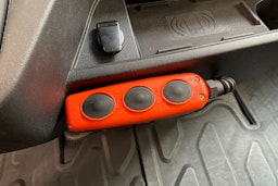 valkoinen Renault Master 2020 kuva 16.