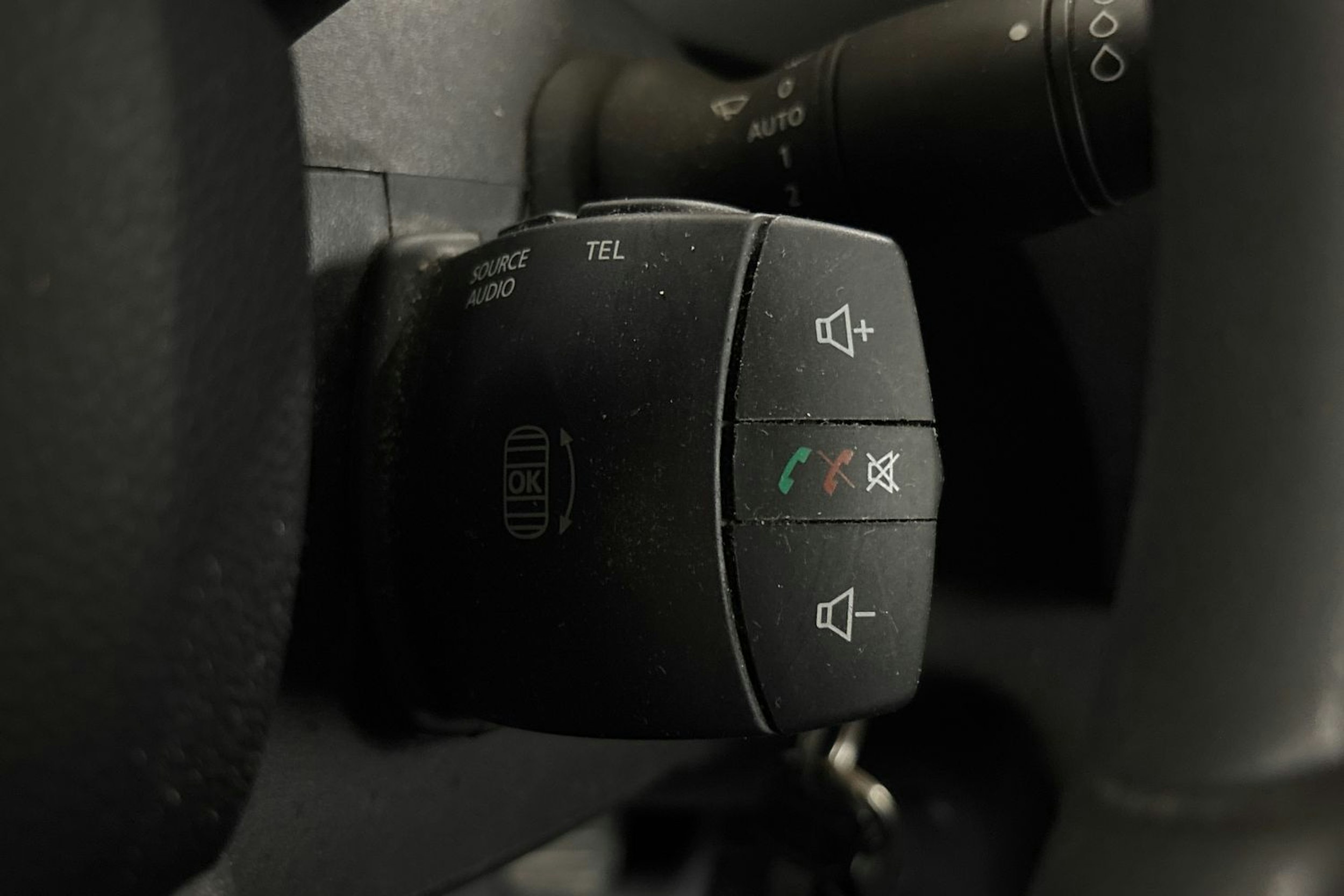 valkoinen Renault Master 2020 kuva 19.