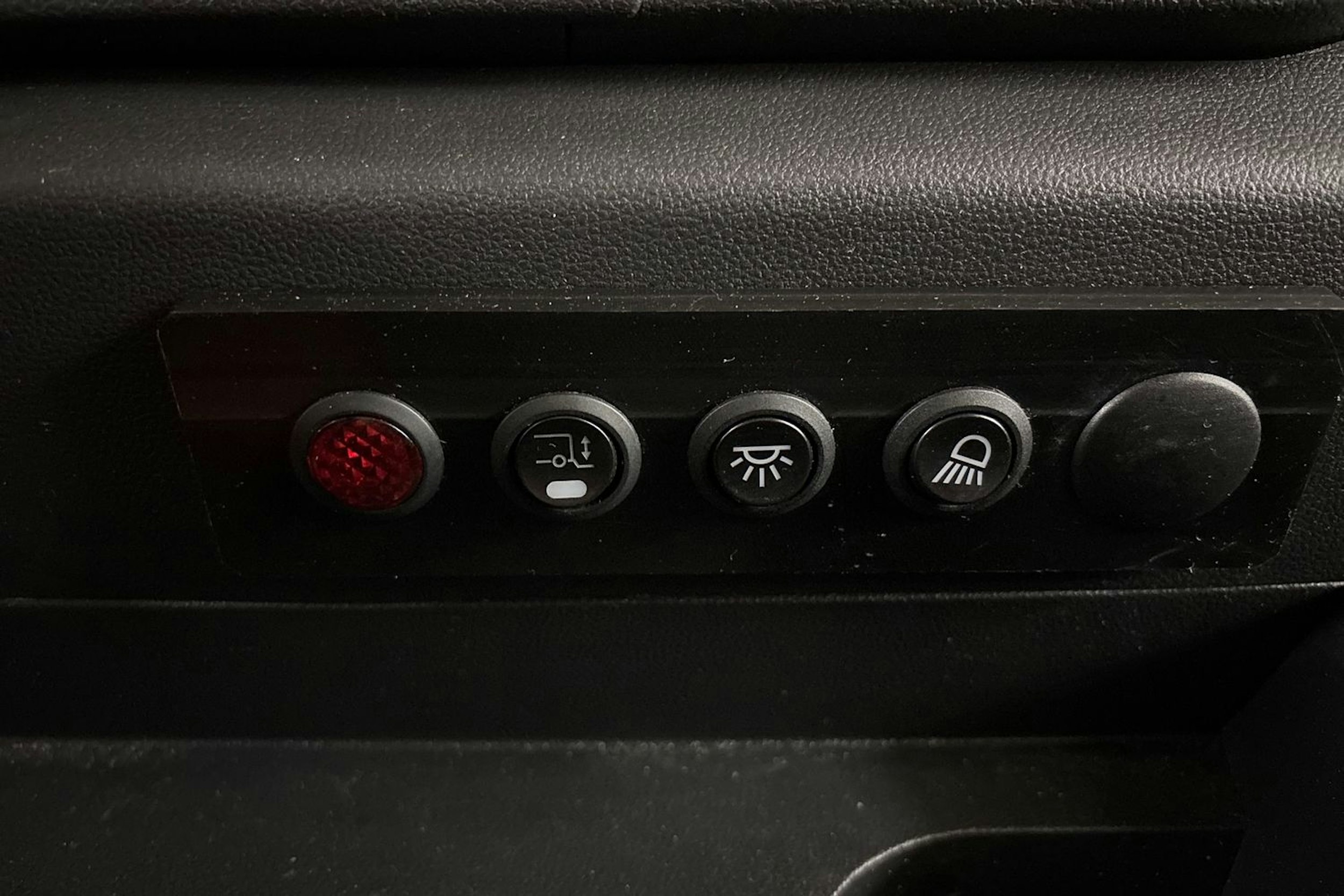 valkoinen Renault Master 2020 kuva 21.