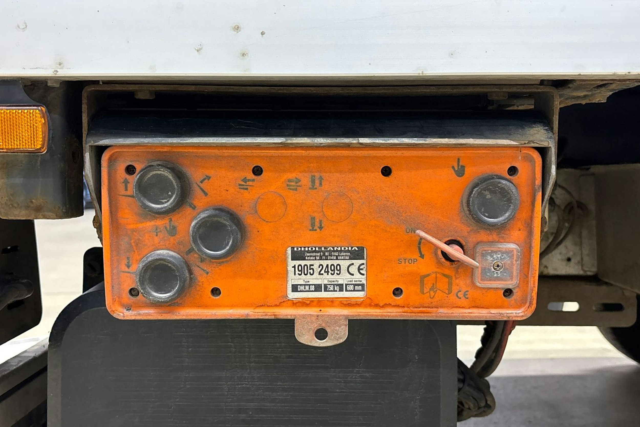 valkoinen Renault Master 2020 kuva 29.