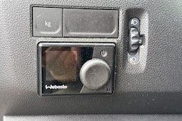 valkoinen Renault Master 2021 kuva 13.