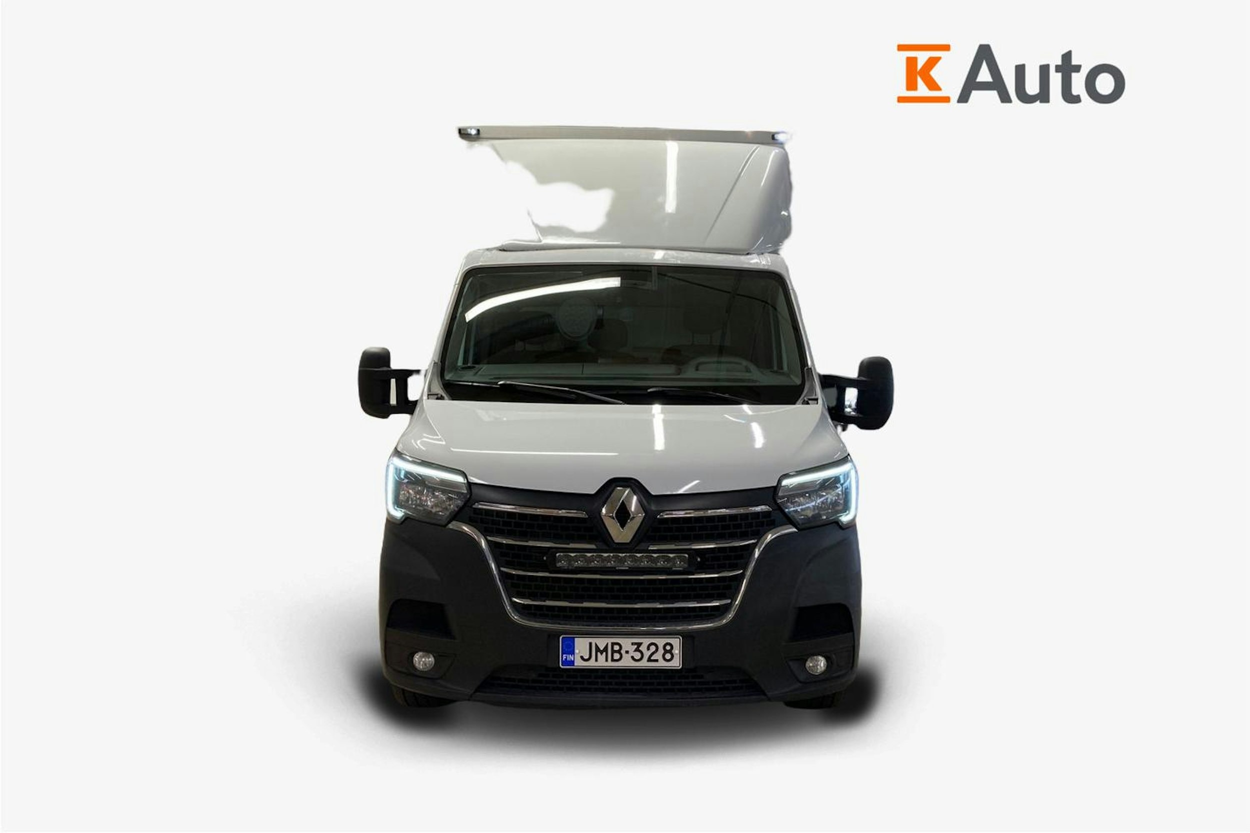 valkoinen Renault Master 2021 kuva 4.