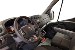 valkoinen Renault Master 2021 kuva 6.