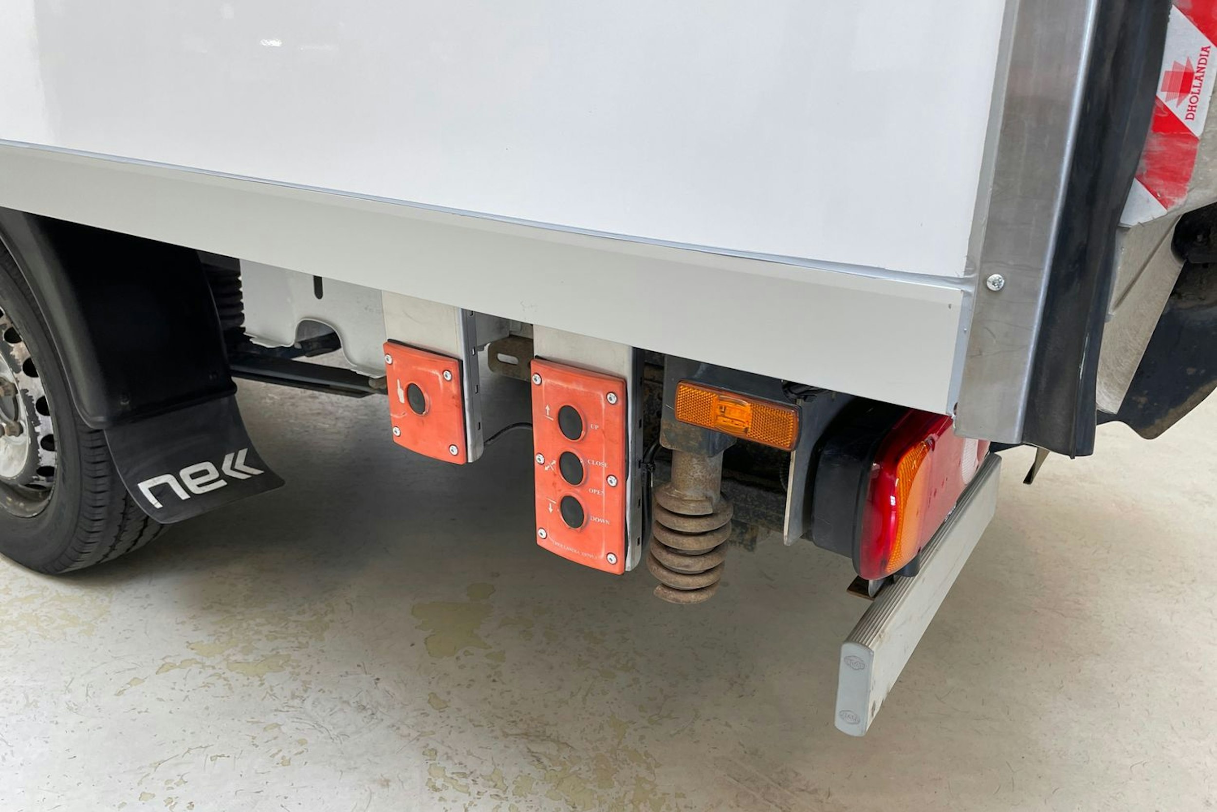 valkoinen Renault Master 2021 kuva 19.