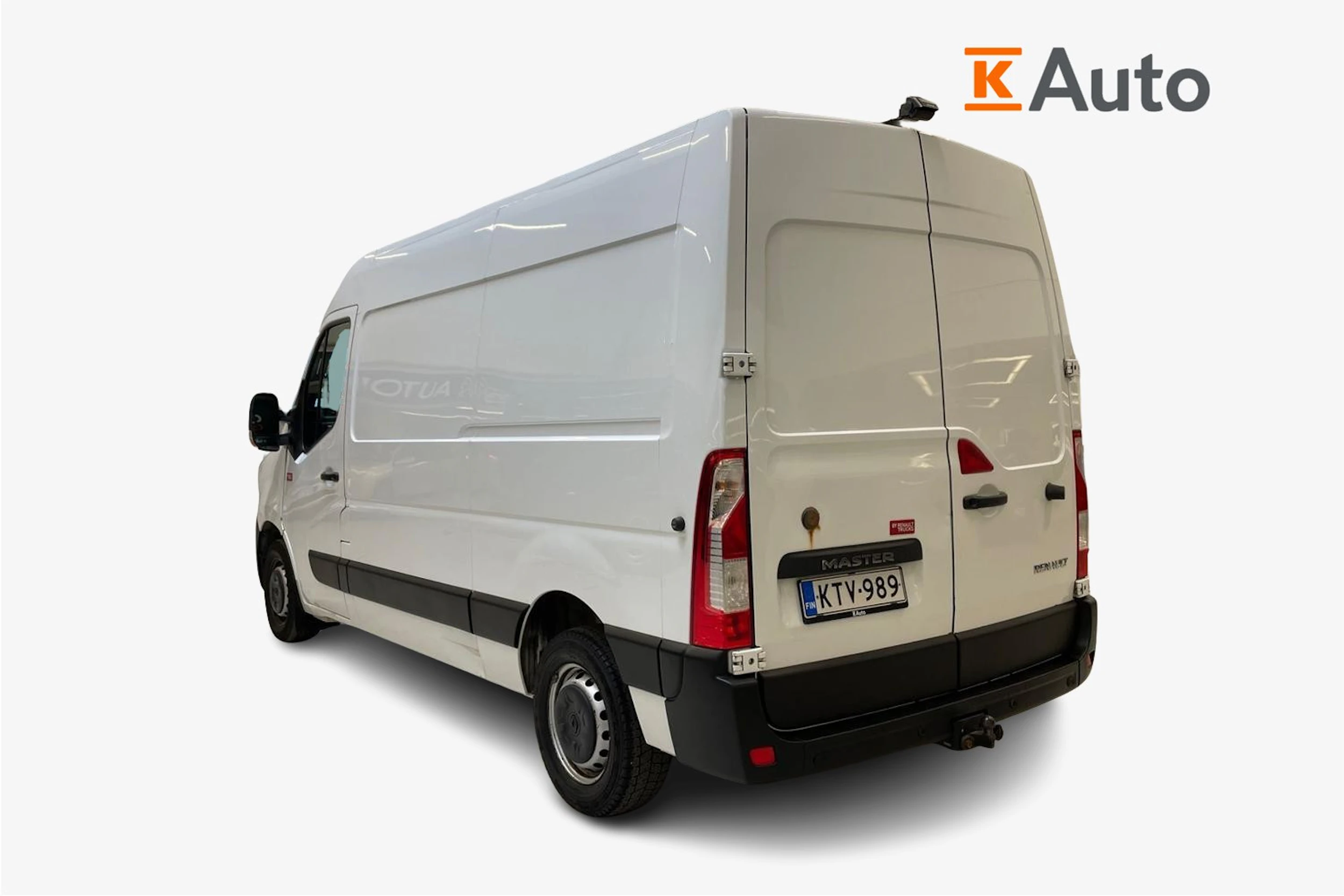 valkoinen Renault Master 2021 kuva 2.