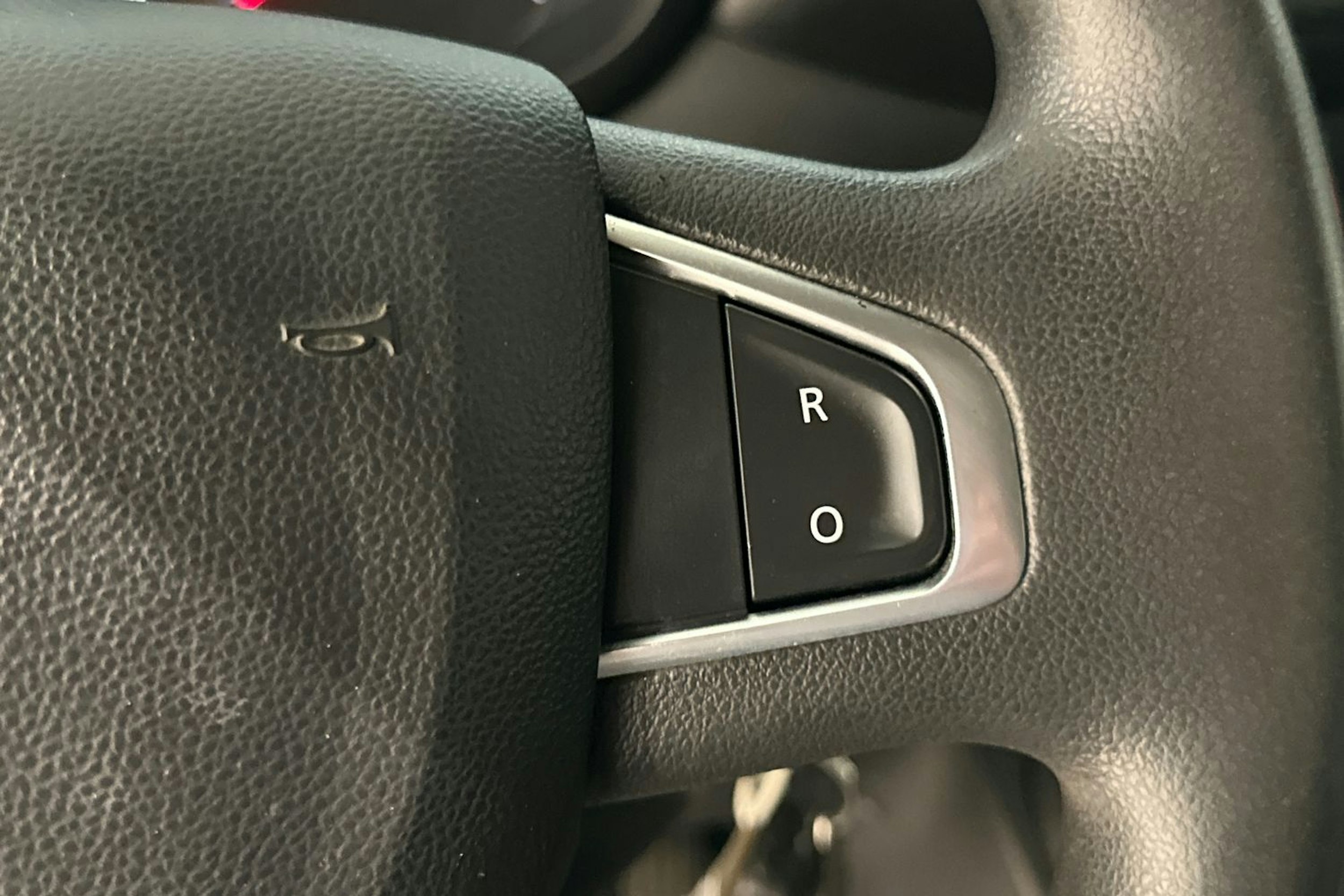 Valkoinen Renault Master 2021 kuva 17.