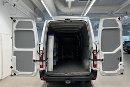 Valkoinen Renault Master 2021 kuva 26.