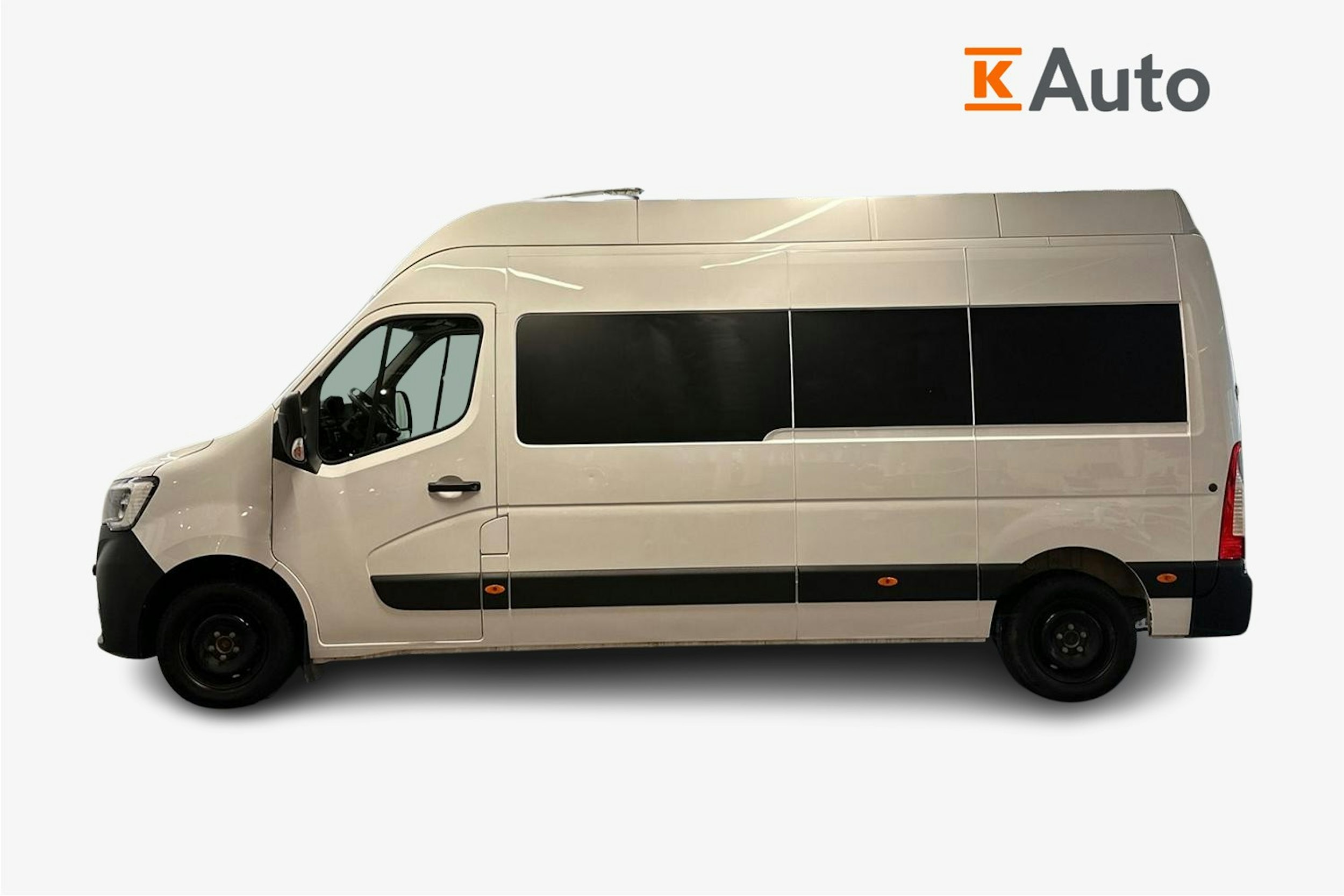 valkoinen Renault Master 2021 kuva 6.