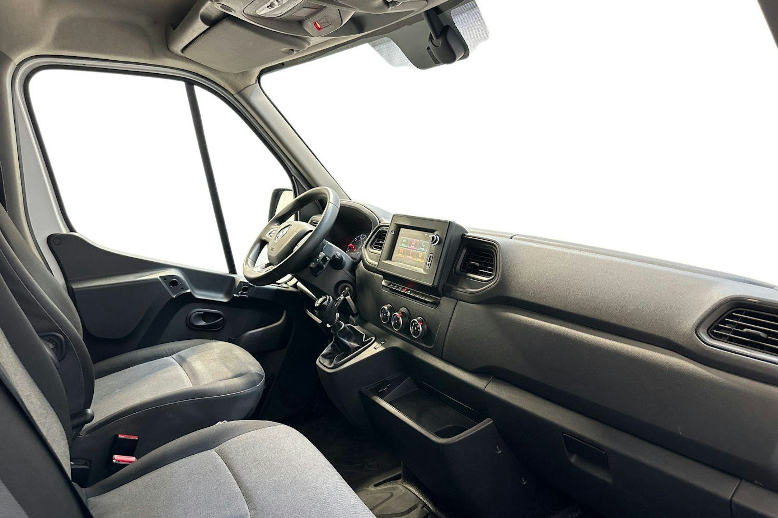 valkoinen Renault Master 2021 kuva 10.