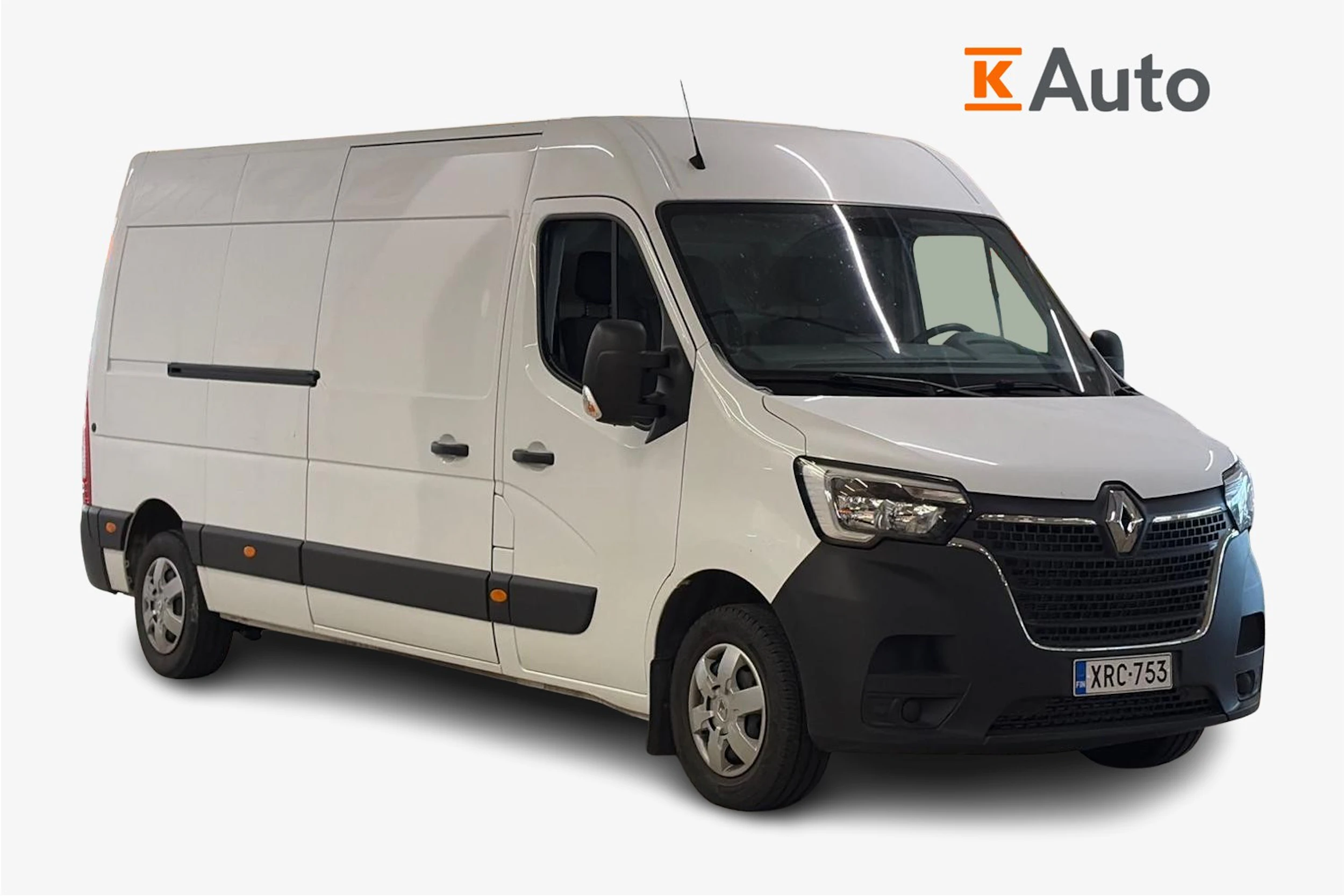 valkoinen Renault Master 2022 kuva 1.