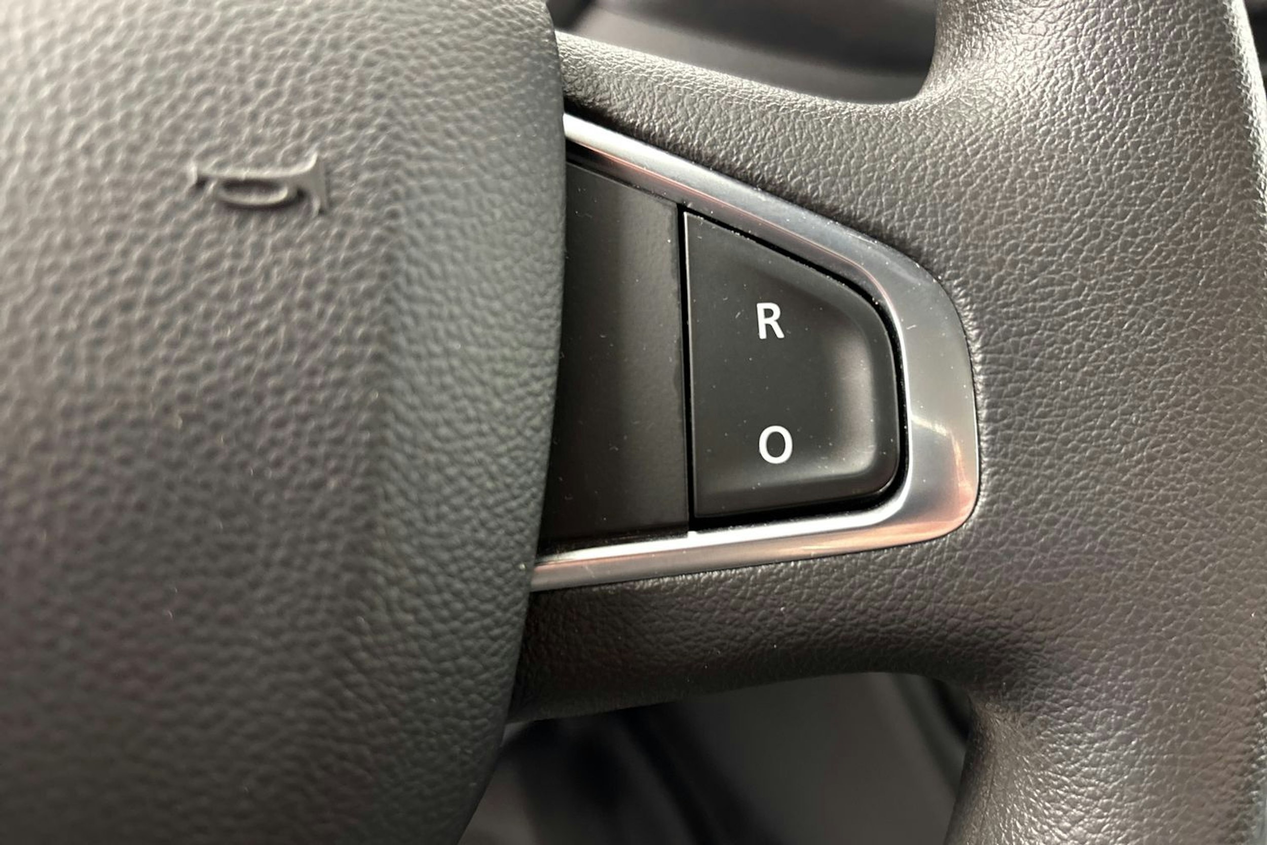 Valkoinen Renault Master 2022 kuva 22.