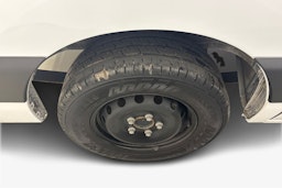 valkoinen Renault Master 2022 kuva 12.