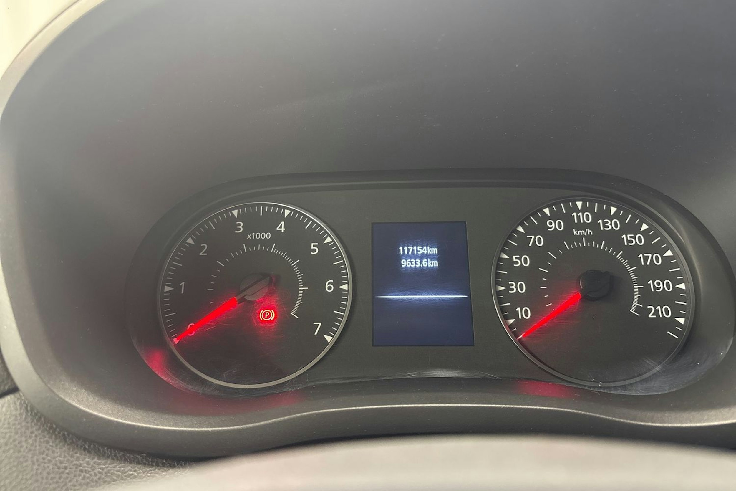 valkoinen Renault Master 2022 kuva 15.