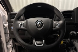 valkoinen Renault Master 2023 kuva 16.