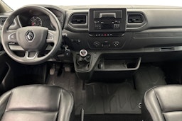 valkoinen Renault Master 2023 kuva 7.