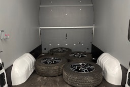 valkoinen Renault Master 2023 kuva 21.