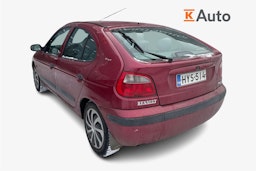 punainen Renault Megane 2001 kuva 2.