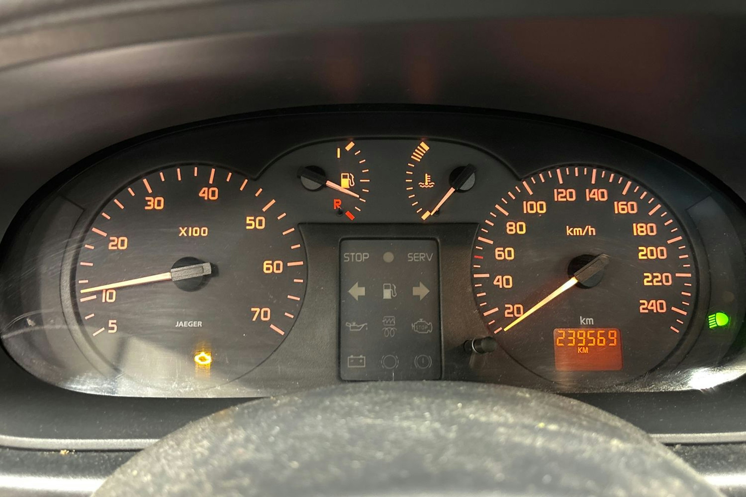 Punainen Renault MEGANE 2001 kuva 12.