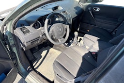 vihreä Renault Megane 2003 kuva 7.