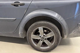 harmaa Renault Megane 2005 kuva 16.