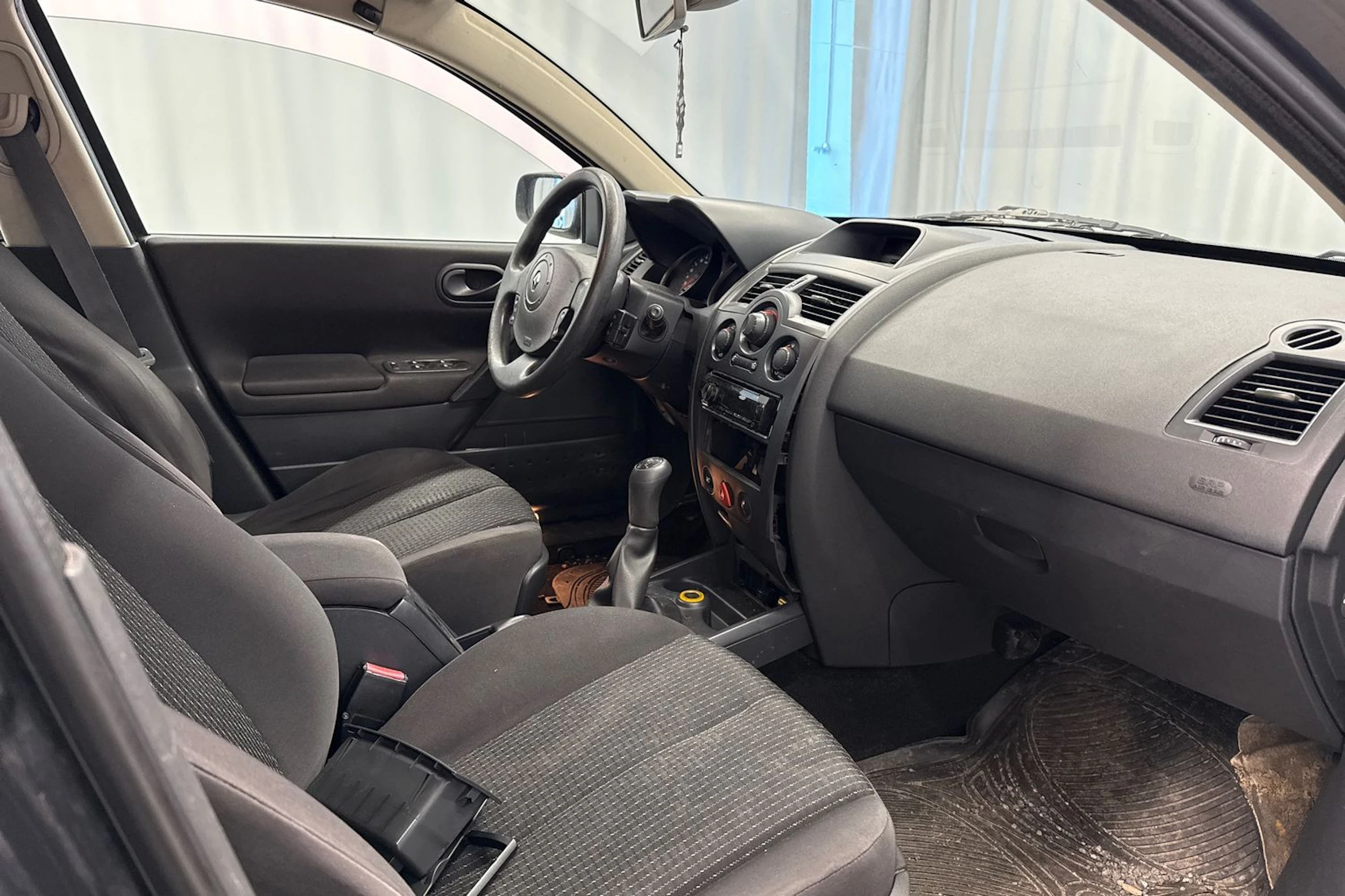 harmaa Renault Megane 2005 kuva 18.