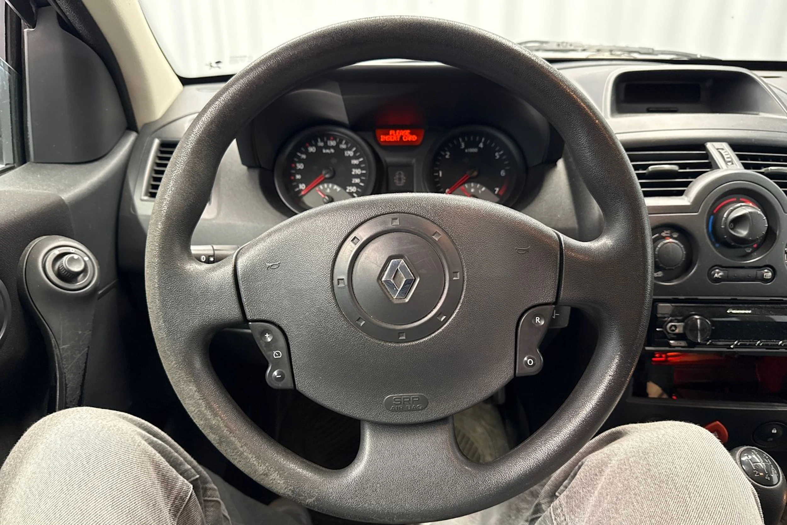 harmaa Renault Megane 2005 kuva 25.