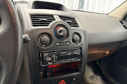 harmaa Renault Megane 2005 kuva 29.