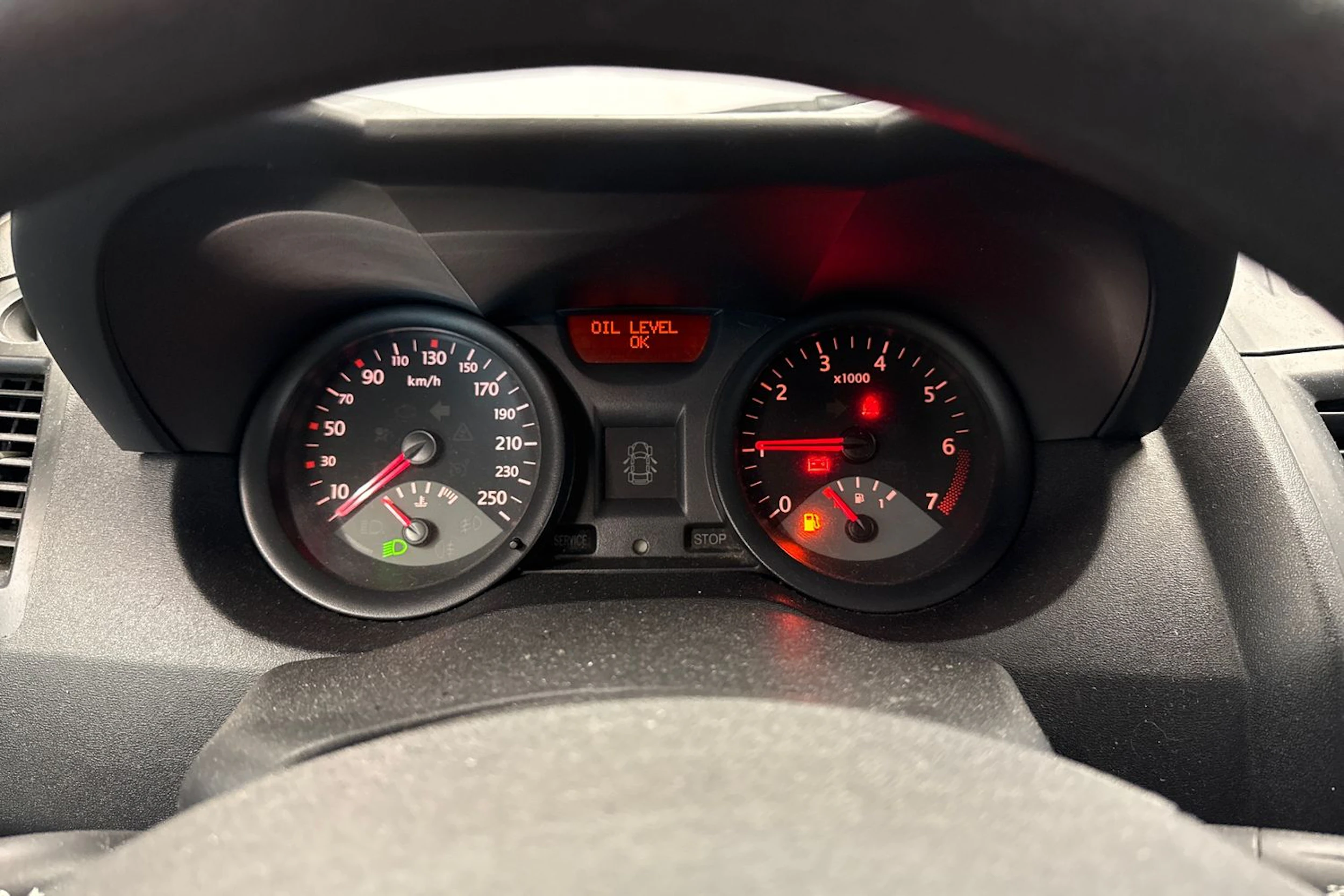 harmaa Renault Megane 2005 kuva 30.