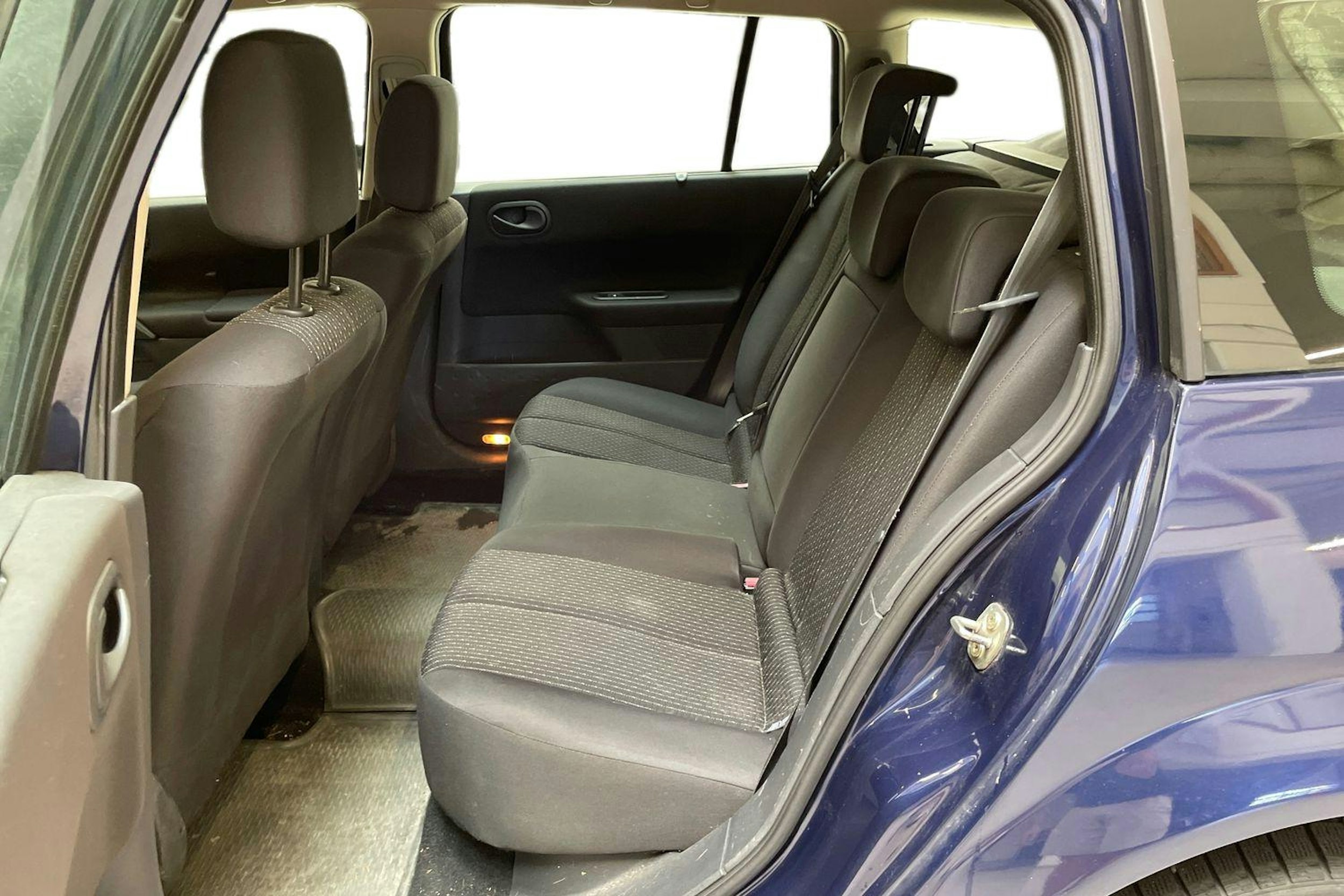 sininen Renault Megane 2005 kuva 8.
