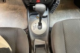 sininen Renault Megane 2005 kuva 23.