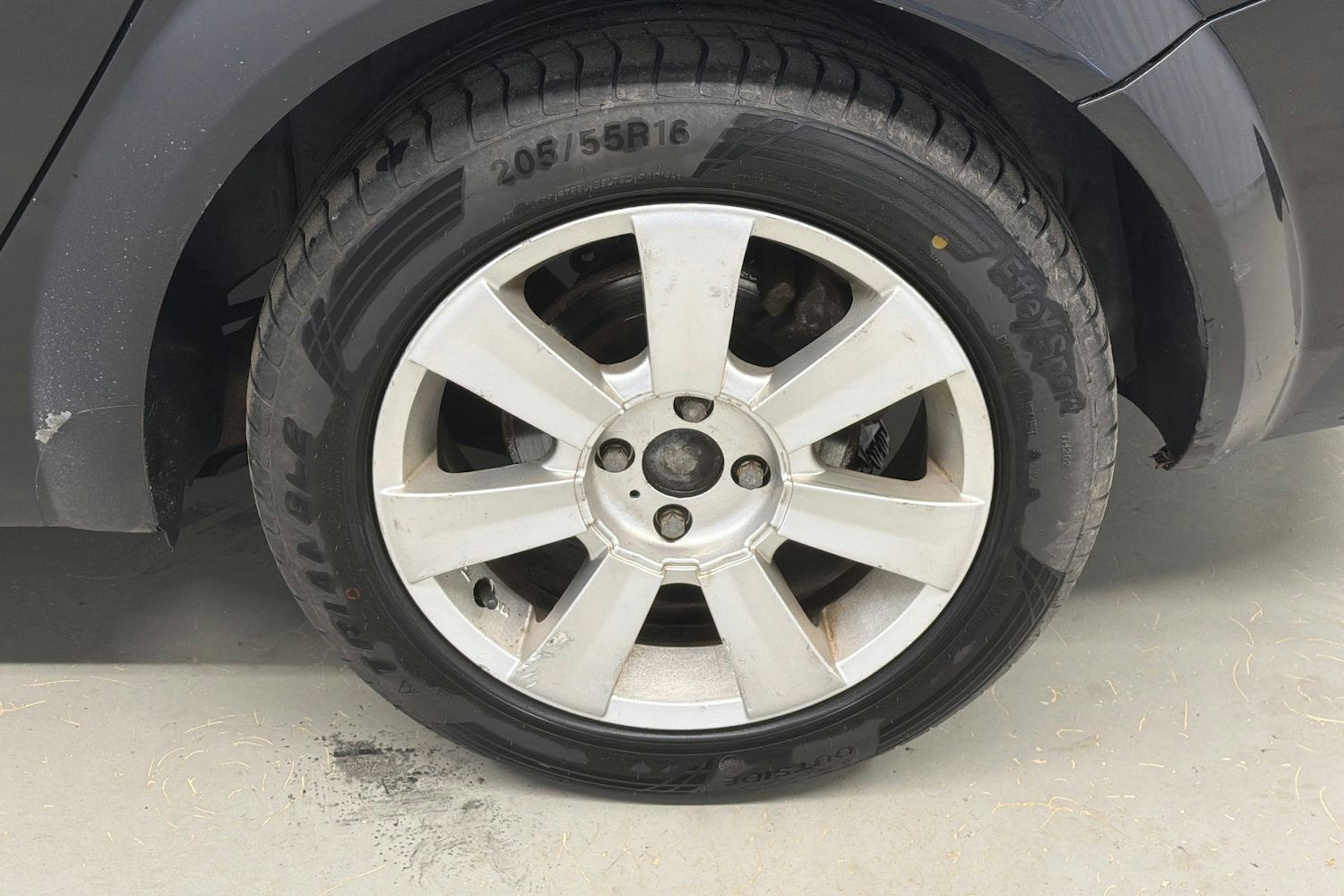 musta Renault Megane 2006 kuva 8.