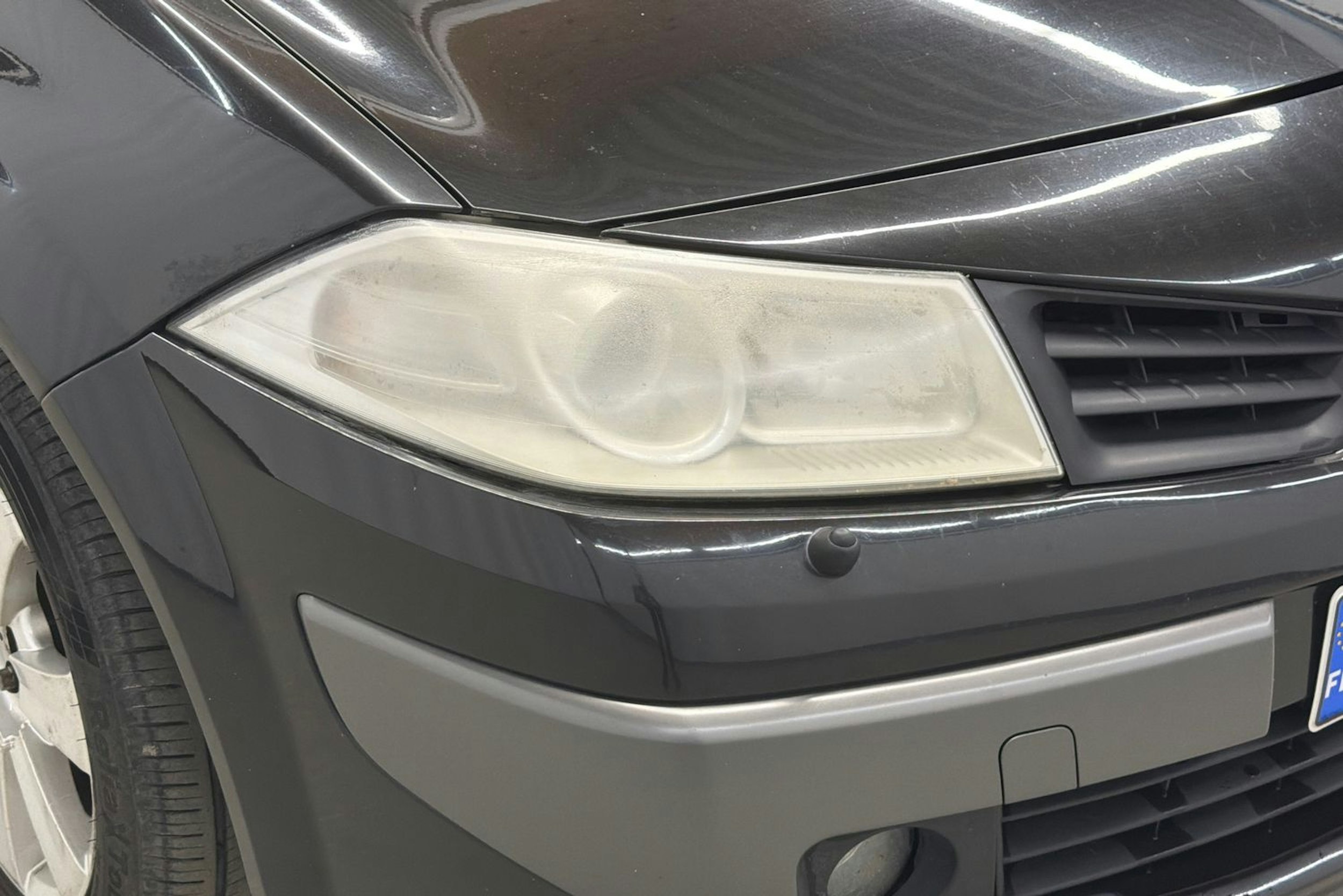 musta Renault Megane 2006 kuva 11.