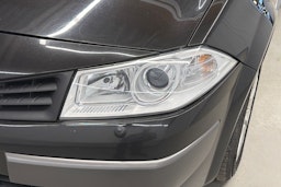 musta Renault Megane 2006 kuva 12.