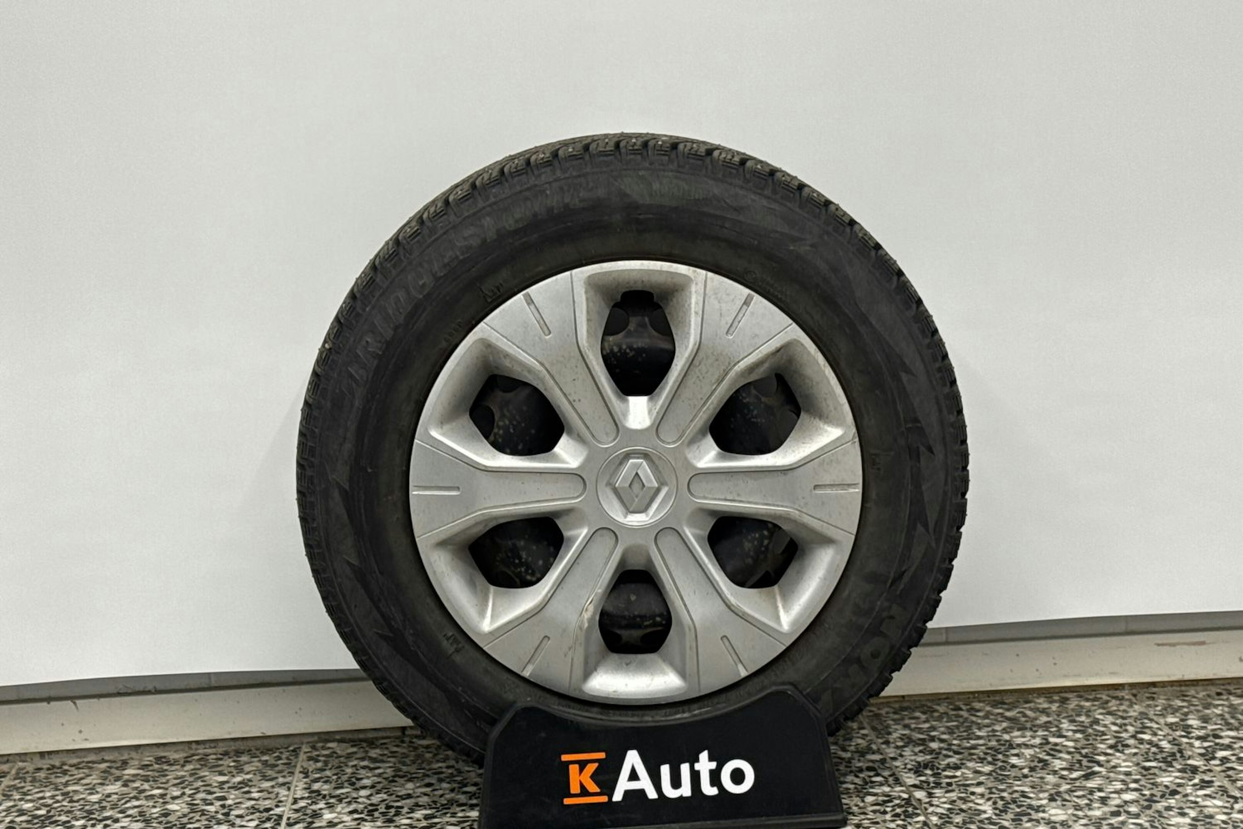 Harmaa Renault MEGANE 2011 kuva 30.