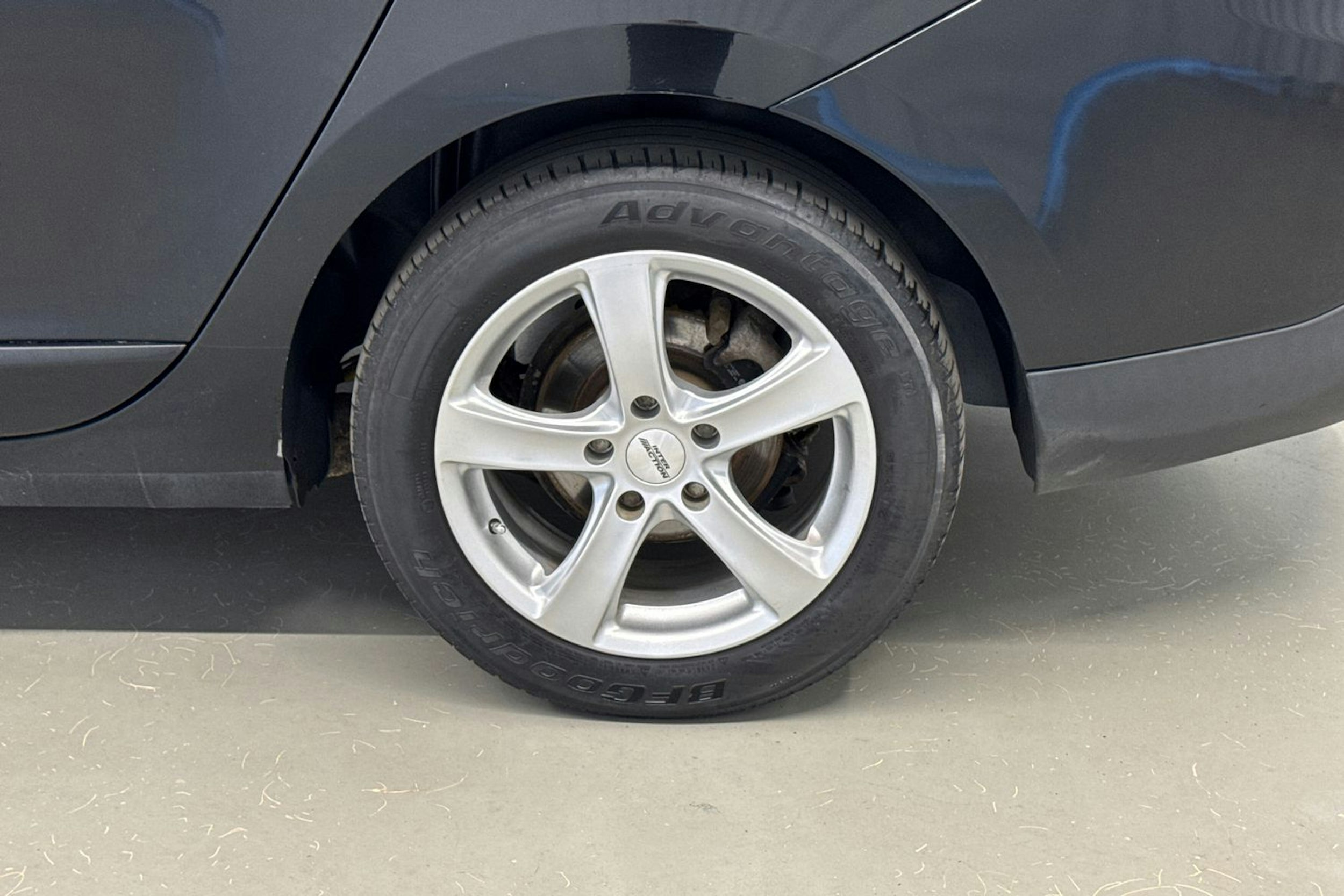 musta Renault Megane 2013 kuva 13.