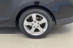 musta Renault Megane 2013 kuva 13.