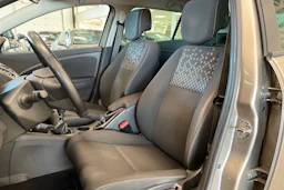 ruskea (beige) Renault Megane 2013 kuva 11.