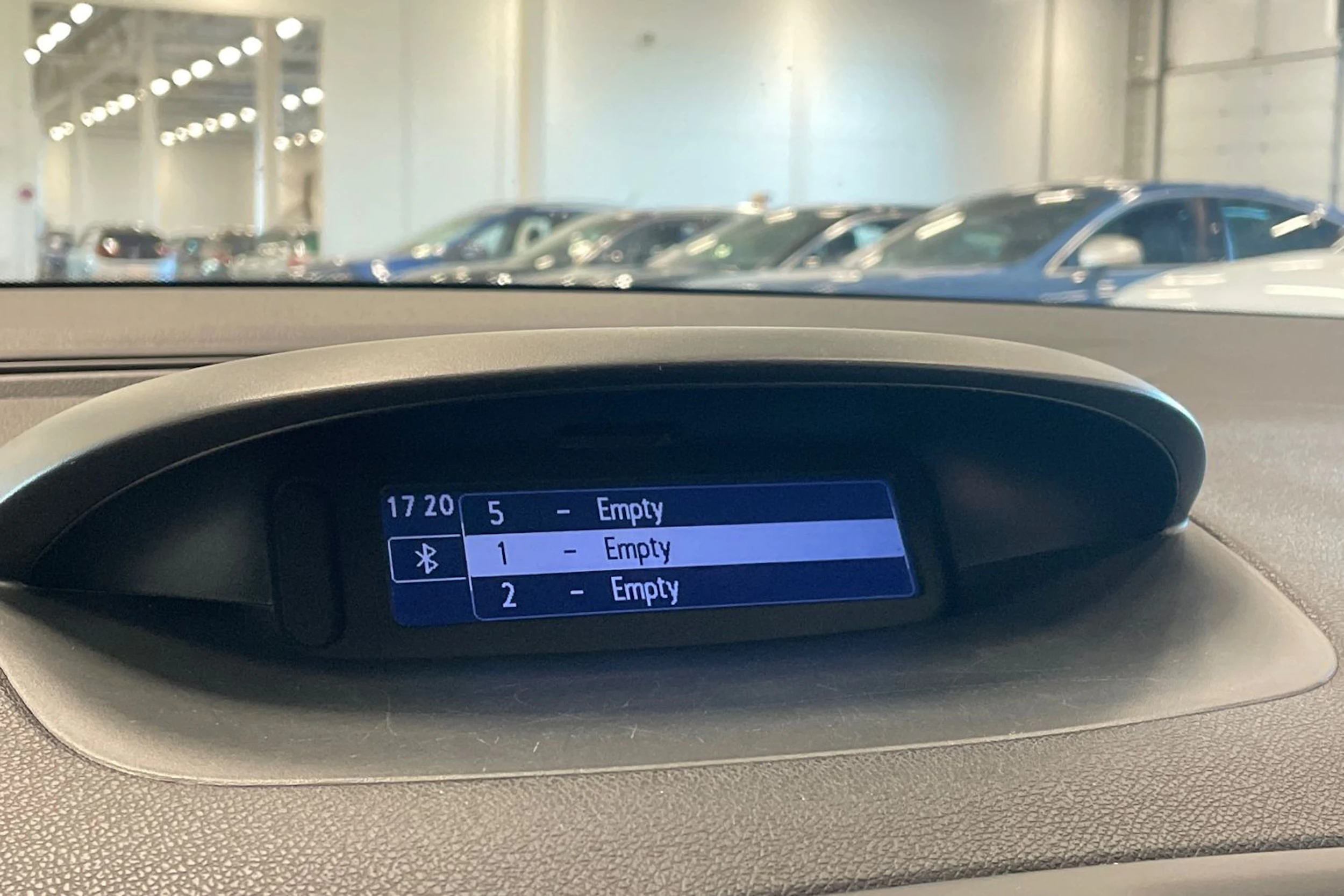ruskea (beige) Renault Megane 2013 kuva 19.