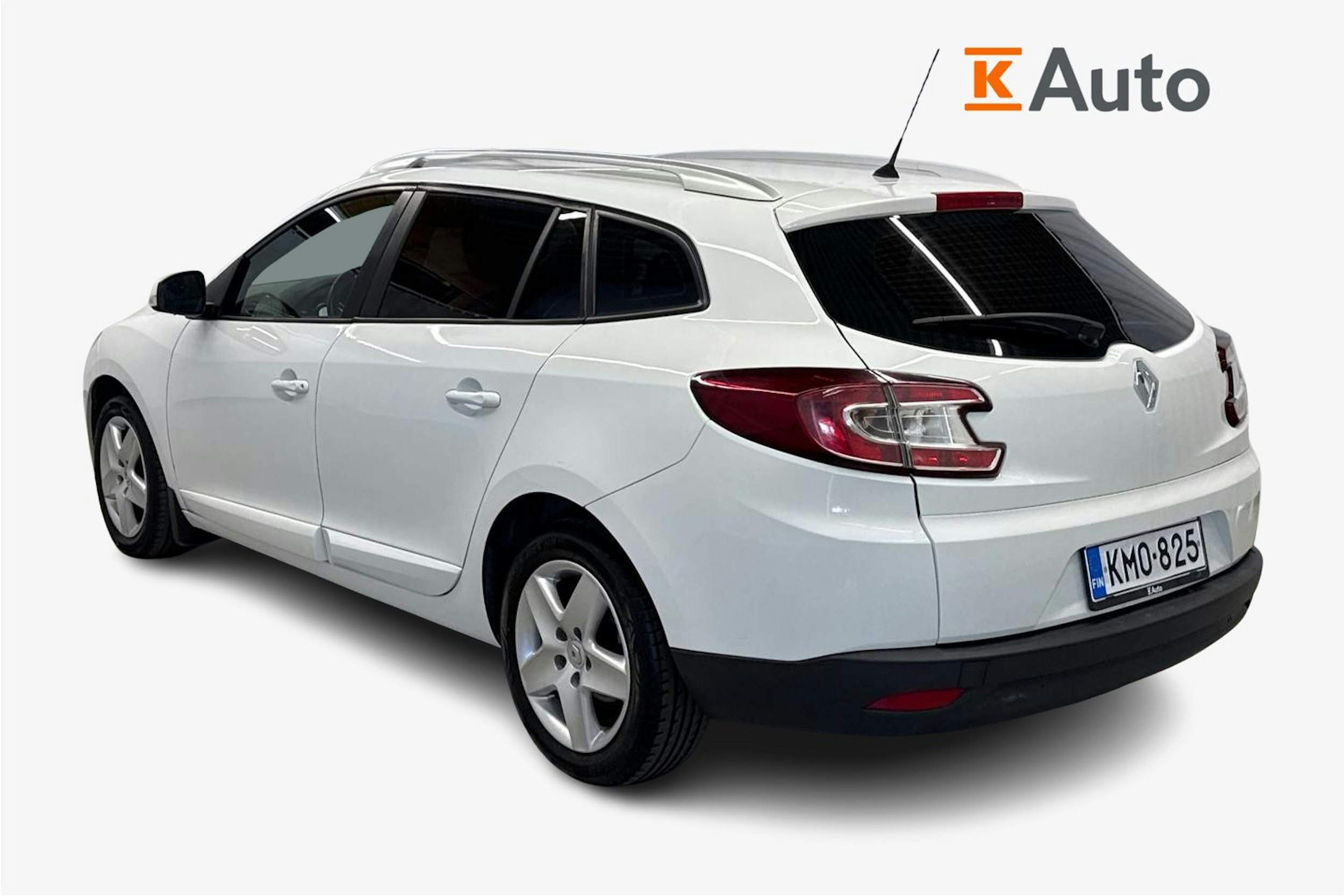 Valkoinen Renault MEGANE 2014 kuva 2.