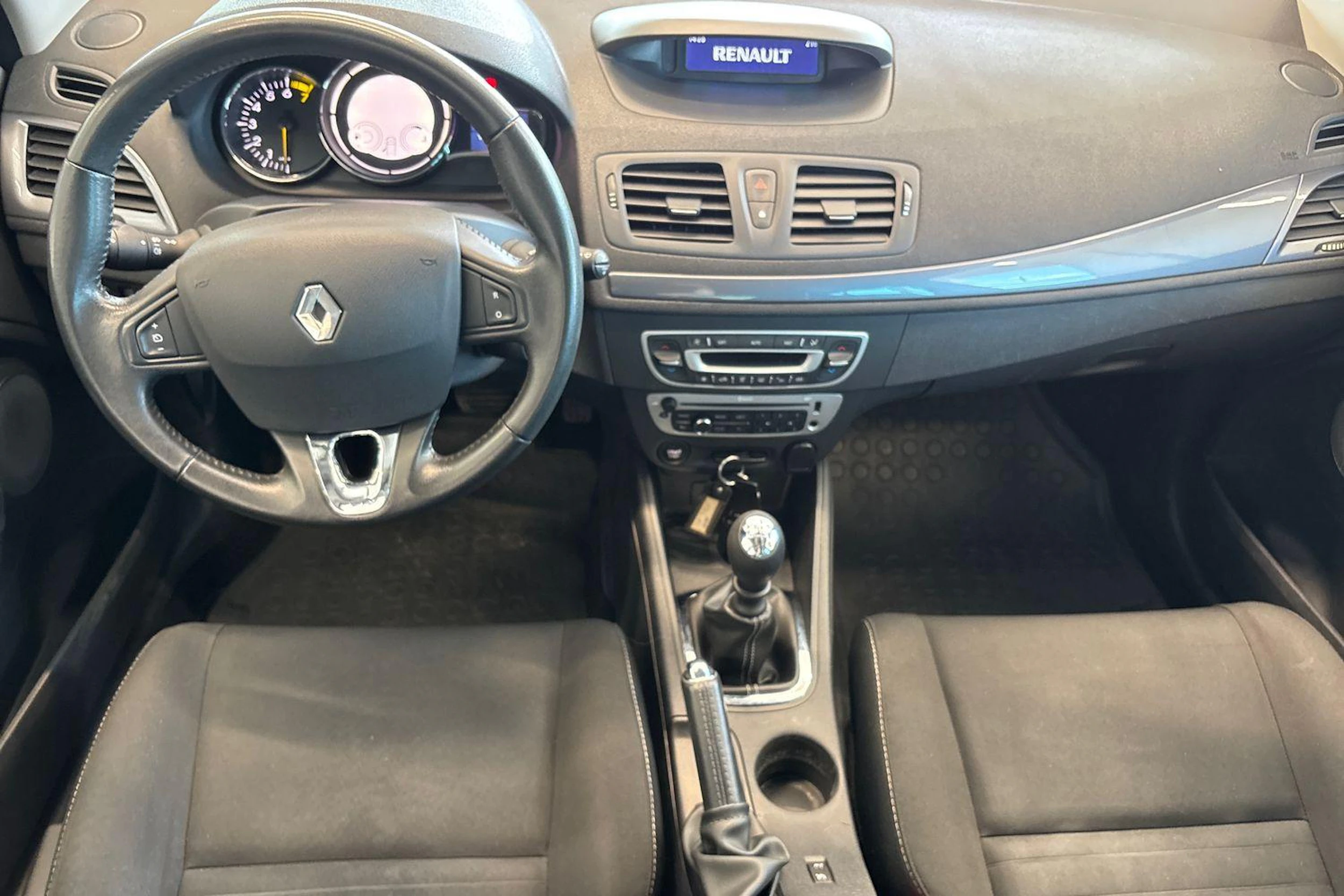 Ruskea (beige) Renault MEGANE 2015 kuva 7.