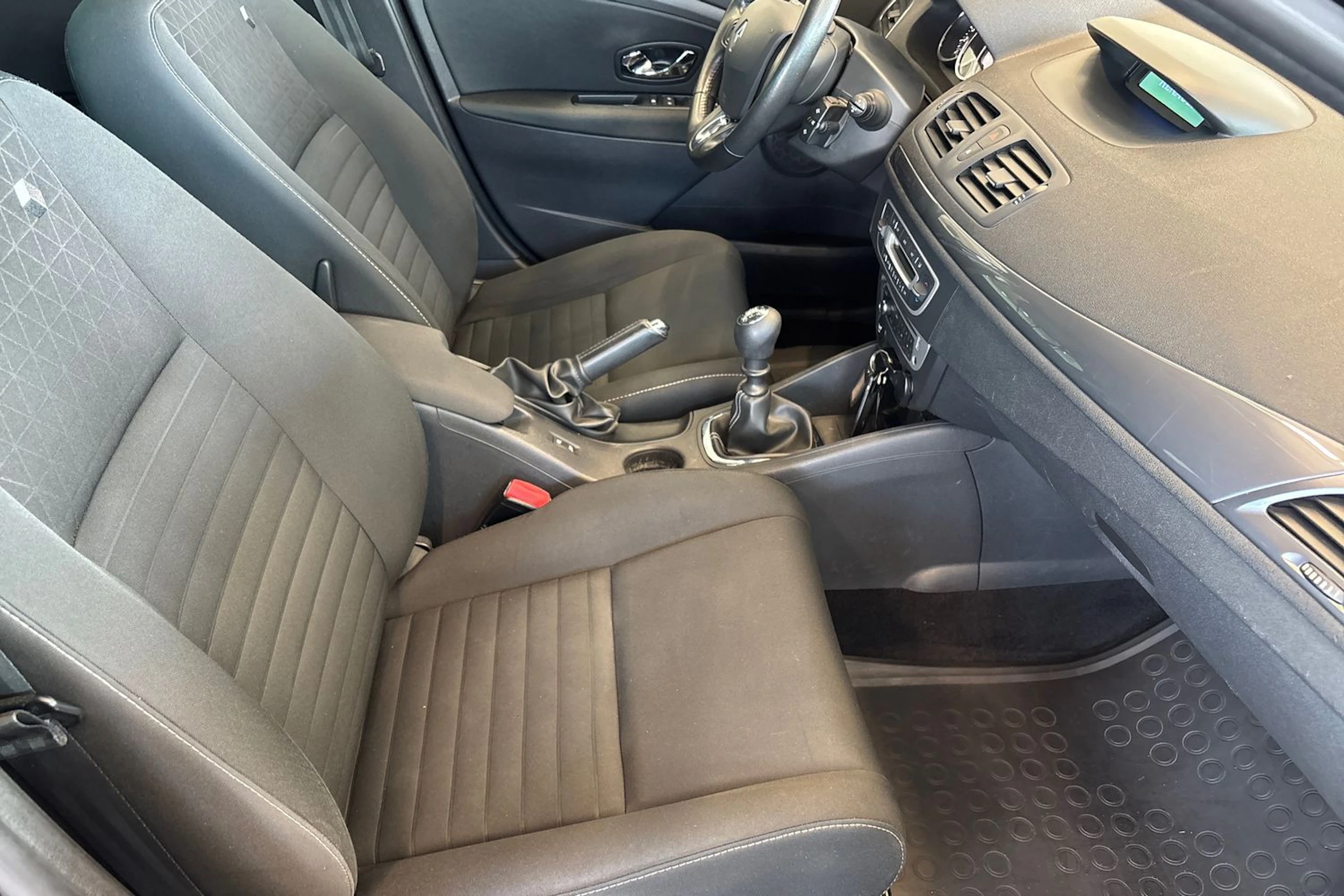 Ruskea (beige) Renault MEGANE 2015 kuva 17.