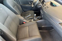 Ruskea (beige) Renault MEGANE 2015 kuva 17.