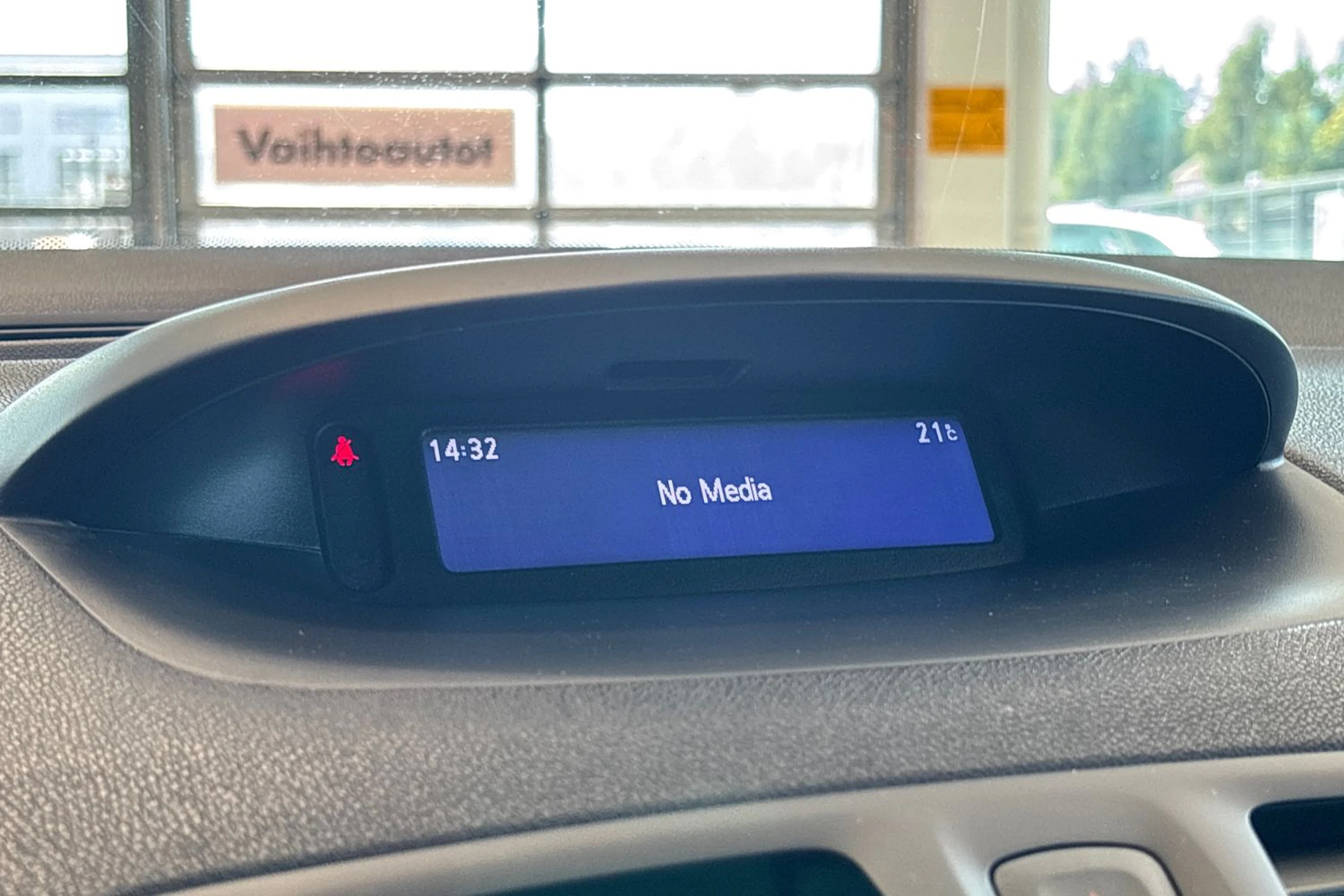 Ruskea (beige) Renault MEGANE 2015 kuva 32.
